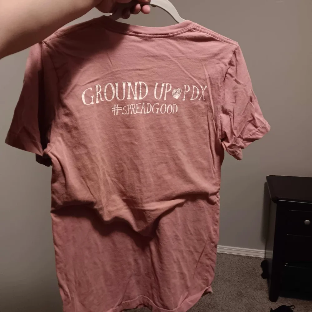 Women's Mauve Graphic Tee - "Lifting Womxn Up" - Picture 4 of 12